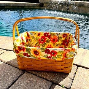 Like new, Longaberger Handmade Basket with Liner
